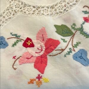 Floral Embroidered tablecloth
